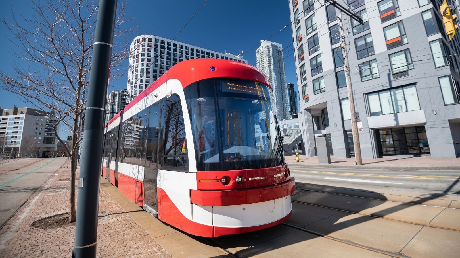 TTC streetcar and subway riders in Toronto
