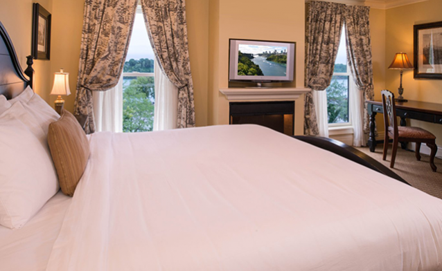 Image of $99 and Up for a One-Night Stay and More at Niagara Crossing Hotel & Spa