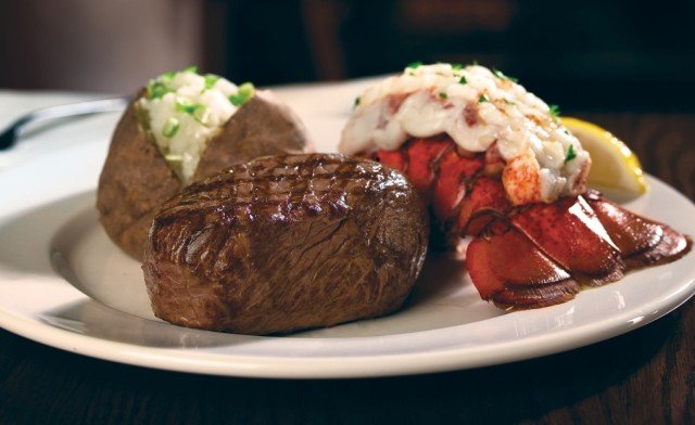 Image of Relaxing Luxury Getaway Package in Niagara Falls