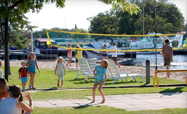 Image of Relaxing Family Getaway at Driftwood Cove Marine Resort