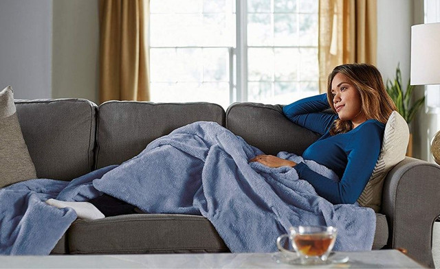 $42.49 for an Arctic Sky Heated Throw Blanket (a $67 Value) | WagJag