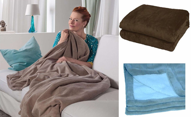 $42.49 for an Arctic Sky Heated Throw Blanket (a $67 Value) | WagJag