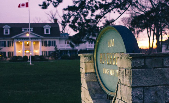 Image of Dreamy Niagara-on-the-Lake Estate Stay with Breakfast, Wine & More!