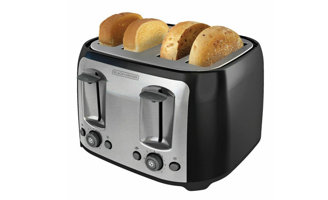 Image of $24.99 for a Black + Decker 4-Slice Toaster - Factory Reconditioned (a $69.99 Value)