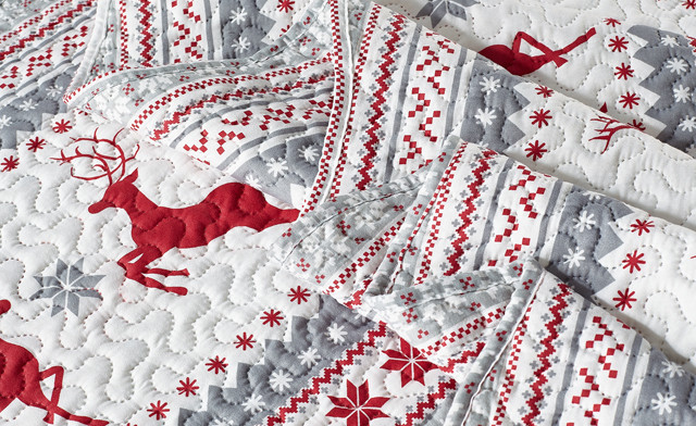 Image of Up to 72% off Pinsonic 3-Piece Christmas Quilt Sets