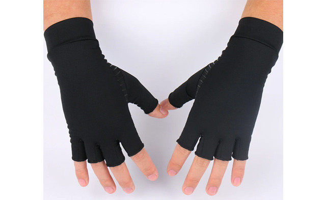 Image of $19 for a Pair of Compression Gloves (a $30 Value)