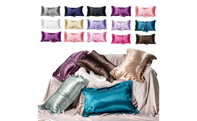 Image of Up to 68% off Double-Sided Mulberry Silk Pillowcases