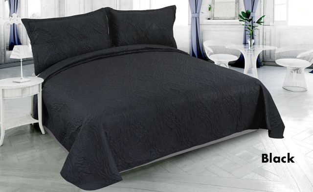 Image of Up to 74% off Pinsonic Solid 3-Piece Quilt Sets 