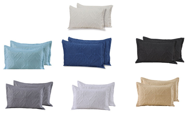 Image of Up to 74% off Pinsonic Solid 3-Piece Quilt Sets 