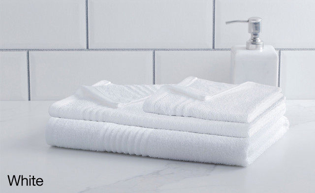 Image of $21.95 for a 3-Piece Cotton Single Ply Towel Set (a $48.99 Value)