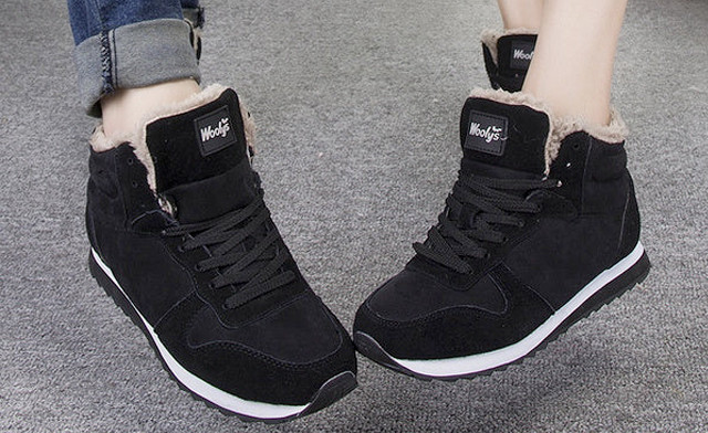 Image of $39.95 for Unisex Winter Snow Boots (a $124.99 Value)