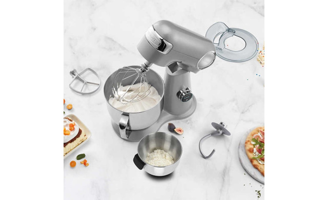 Image of $175.95 for a Cuisinart 5.5Qt Stand Mixer - Refurbished (a $399 Value)