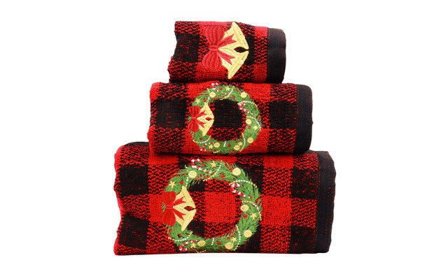 Image of $45.50 for Three Sets of 3-Piece Christmas Plaid Towels (a $119 Value)