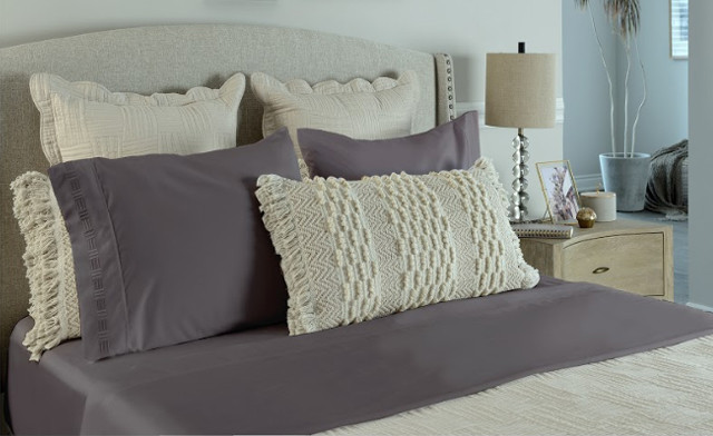 Image of $21.95 for a 4Pc 9900 Platinum Series Bed Sheet Set (a $139 Value)