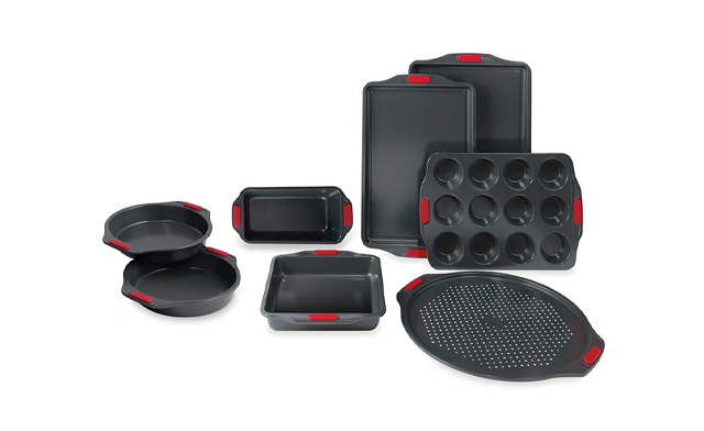 Image of $66.96 for a Lagostina Carbon Steel Bakeware 8-Piece Set (a $129.99 Value)