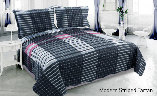 Image of Up to 71% off an Elegant Pinsonic Printed Reversible Quilt Set