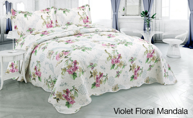 Image of Up to 71% off an Elegant Pinsonic Printed Reversible Quilt Set