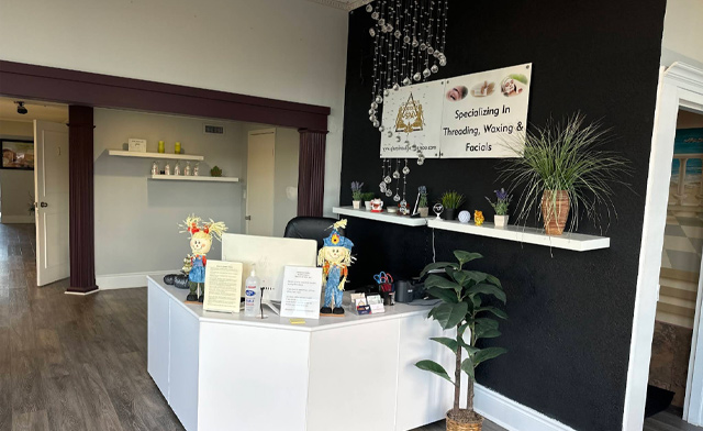 Image of $29 & Up for a 25-Minute Head Massage and a 1-Hour Facial