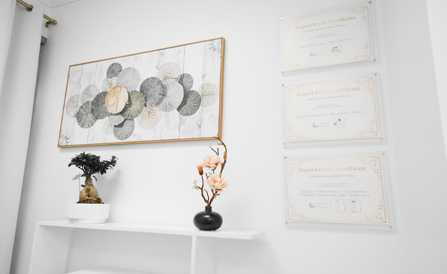 Image of $19 for a Non-Injection RF Lip Plumping Treatment at Divine Beauty
