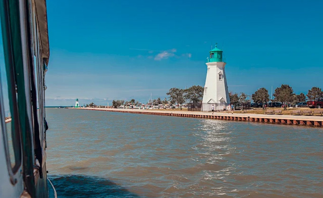 Image of $32 & Up for a 2.5-Hour Afternoon Sightseeing Cruise for 1 or 4 People