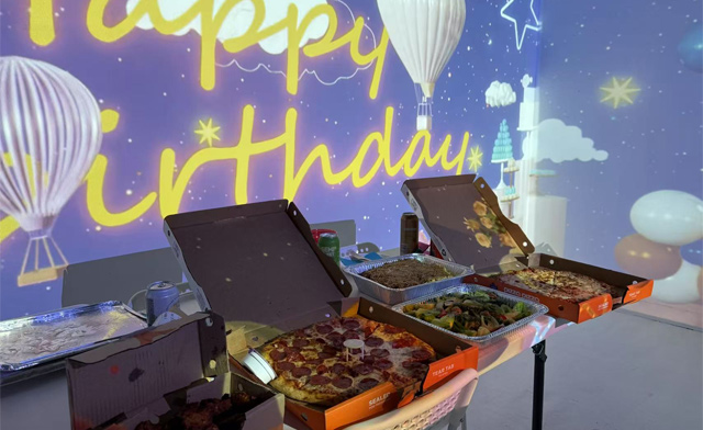 Image of $39 & Up for Unlimited VR, Game Tokens & Birthday Packages at Miniverse
