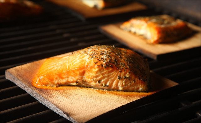 Image of $71.99 for 10 Pieces of 5 oz Cedar Planked Atlantic Salmon (an $85 Value)