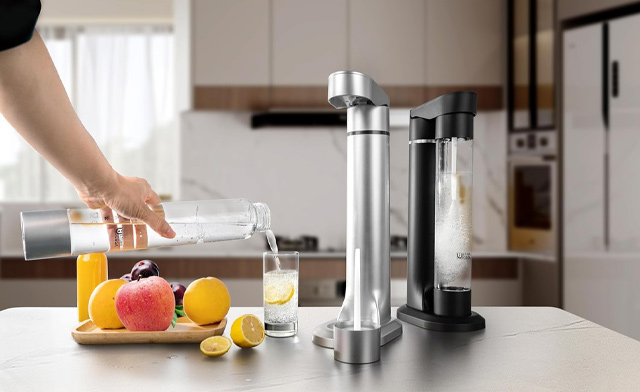 Image of $59 for an Ultima Cosa Soda Machine with Dual CO2 Cylinders (a $129.99 Value)