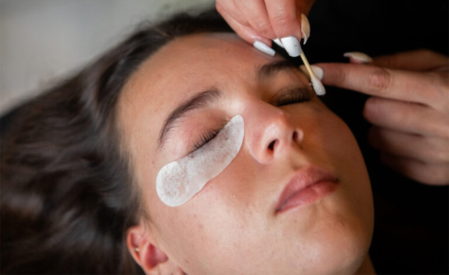 Image of $35 & Up for an Eyelash Set and Brow Wax at A&A Medical Aesthetics