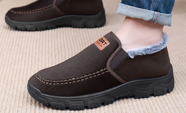 Image of $31.99 for Men's Low-Top Cotton Shoes (a $55.99 Value)