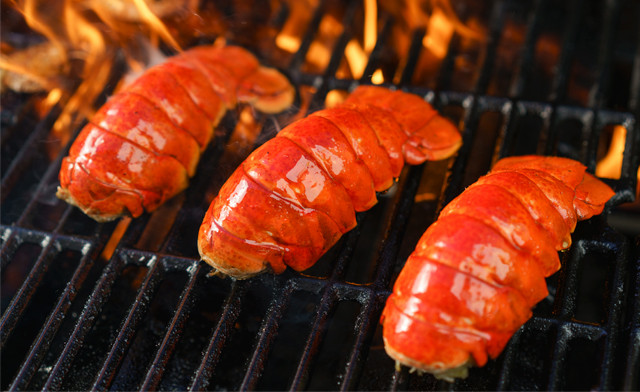Image of $119.99 for 1.3 kg of 5oz Canadian Lobster Tails (a $190 Value) - Pick Up
