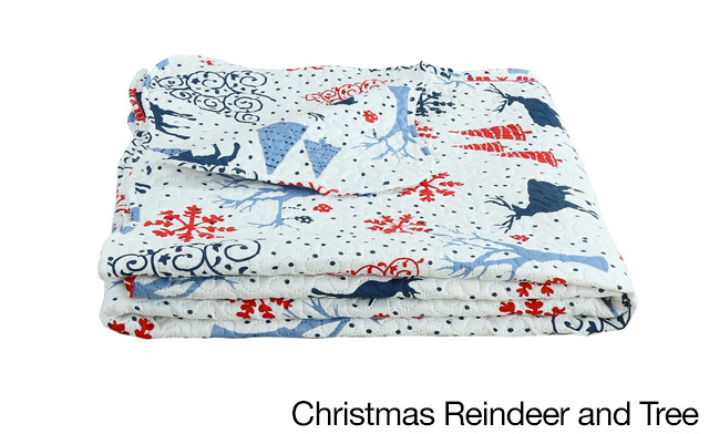 Image of Up to 69% off Pinsonic 3-Piece Quilt Sets Featuring 7 Unique Christmas Designs