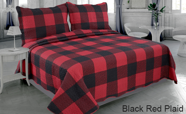 Image of Up to 69% off Pinsonic 3-Piece Quilt Sets Featuring 7 Unique Christmas Designs