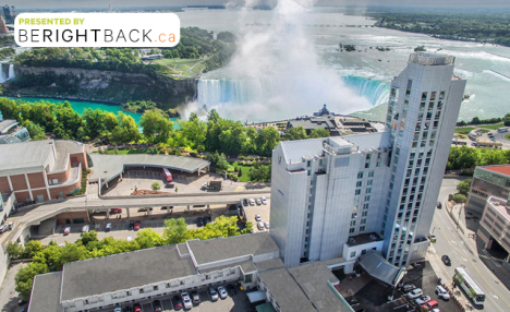 BLACK FRIDAY FLASH SALE! $98.10 & Up for a Stay at The Oakes Hotel Overlooking the Falls