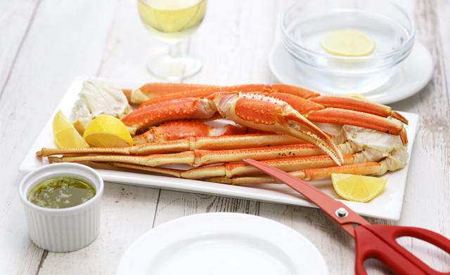 Image of $164.99 for 2 kg of XXL Snow Crab Clusters (a $200 Value)