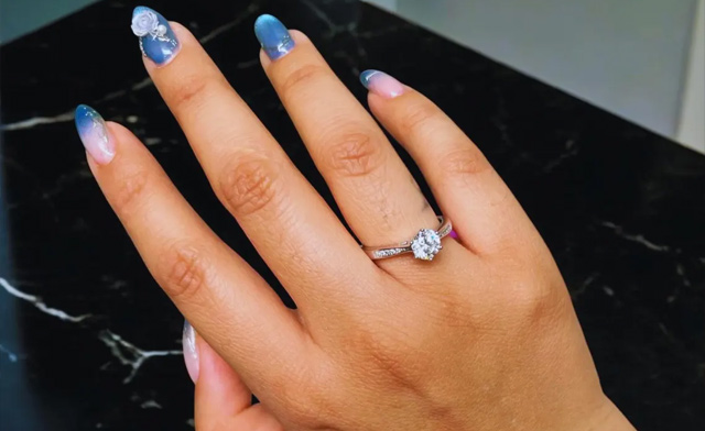 Image of $21.99 for a 925 Sterling Silver Classic Six-Claw Ring (a $41.60 Value)