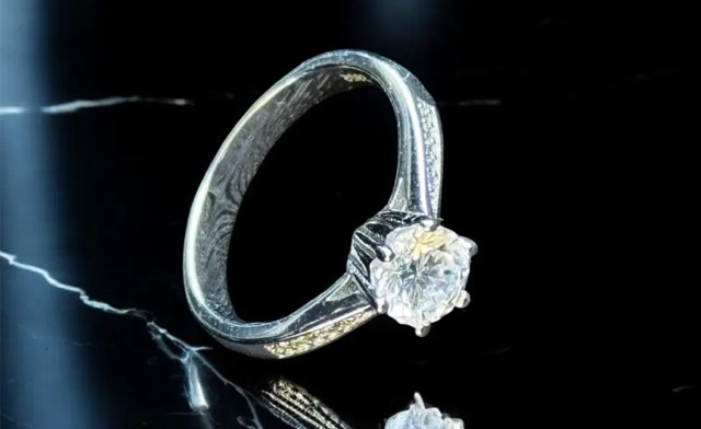 Image of $21.99 for a 925 Sterling Silver Classic Six-Claw Ring (a $41.60 Value)