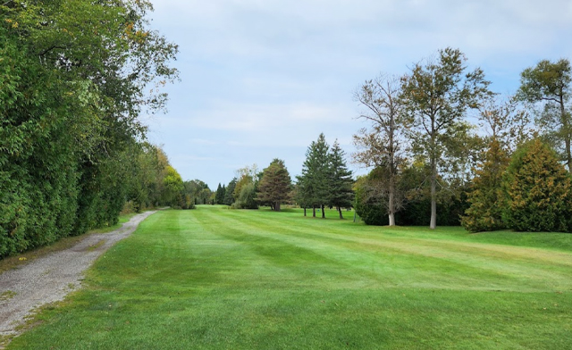 Image of $40 for Golf for 2 with Push Carts at Lyndhurst Golf Club