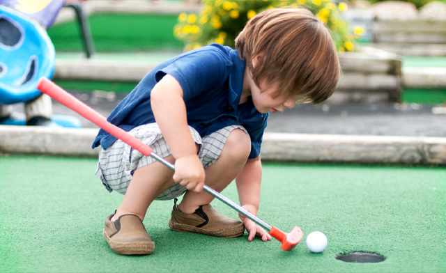 Image of $58.80 for One Canada Golf Card with Offers from Over 600 Courses (an $84.70 Value)