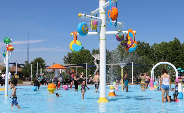 Image of $69 & Up for Admission to Safari Niagara for 2-4 People