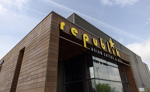 Image of $69 for an All-You-Can-Eat Dinner for Two + $40 in Gift Cards at Republik