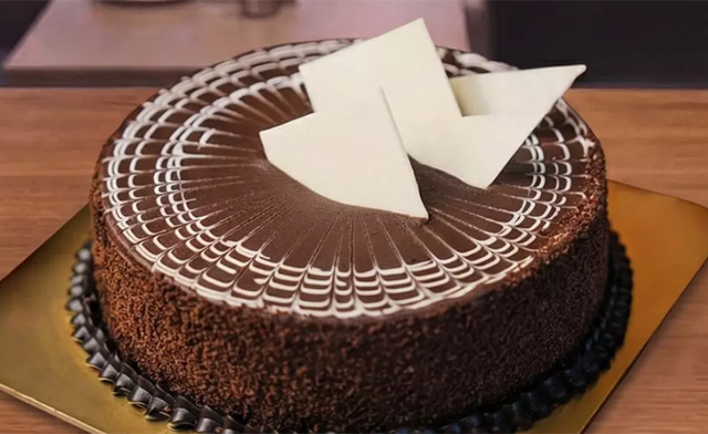 Image of $15 for $30 Worth of Food and Drinks at The Chocolate Room