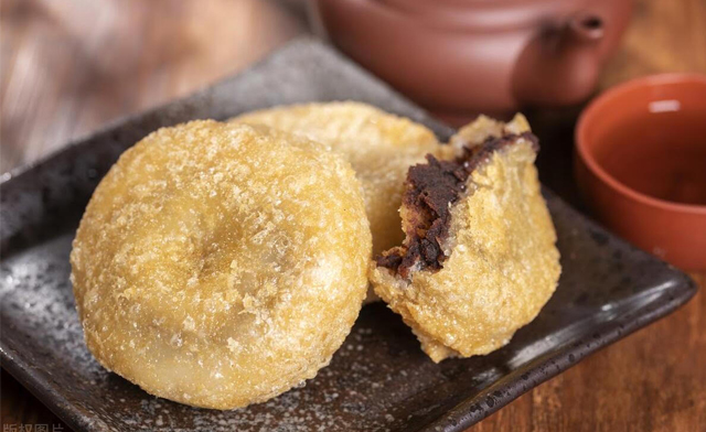 Image of $18.99 for 5 kg of Red Bean Fried Sticky Rice Cakes (a $40 Value)