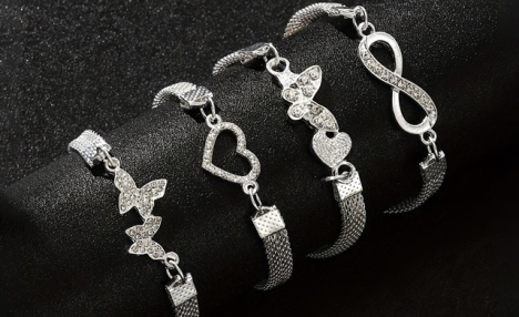 $12.95 for a 4-Piece Ankle Bracelet Set (a $19.99 Value)