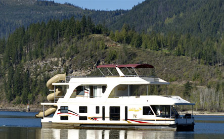 Image of $499 for a Mirage 40 Four-Day Midweek Houseboat Rental (May 1-17) or a $1,001.25 Credit towards Any Other Houseboat Rentals from Waterway Houseboats
