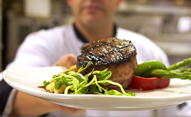 Image of Luxurious Couples Retreat in Niagara-on-the-Lake