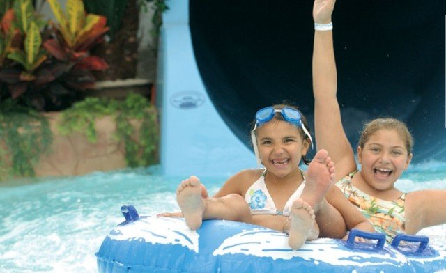 Image of One-Night Stay & Play Waterpark Getaway in Niagara Falls