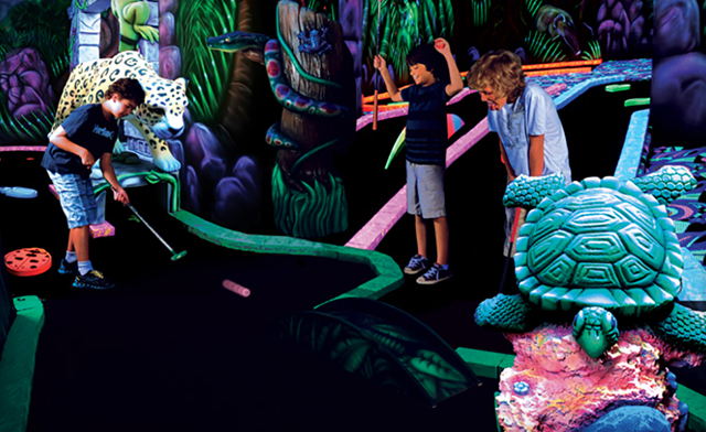 Image of Luxury Casino and Family Packages for the Holidays in Niagara Falls