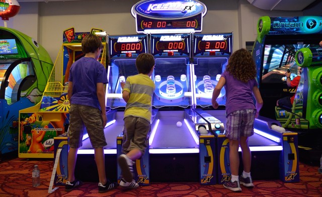 Image of Up to 78% off Mini Putt Adventure and Outback Steakhouse Dining in Niagara Falls