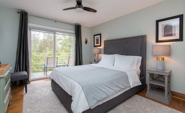 Image of Award-Winning Bed & Breakfast Stay at Craigleith Manor Bed & Breakfast in Collingwood