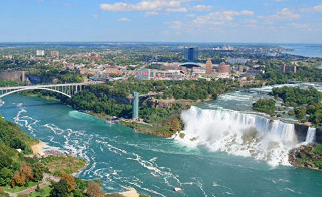 Image of Winery and Casino Stay in Niagara Falls, NY